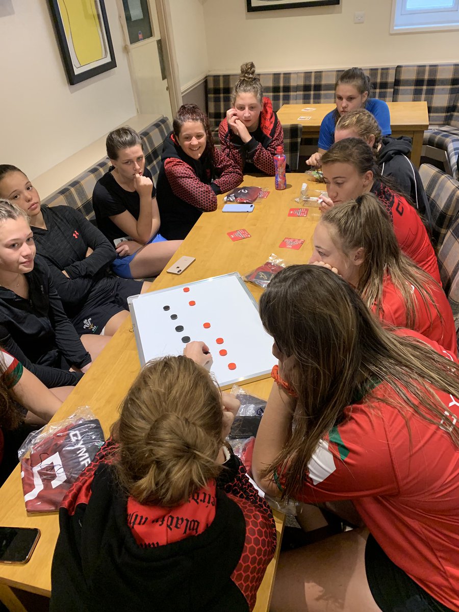 Owen Smith tweet media