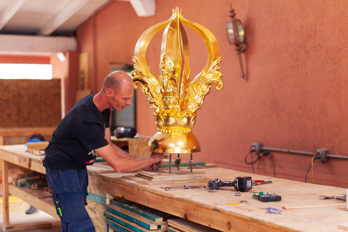 IKRCGrandCanyon's tweet photo. Next stop - on top of the temple! Stay tuned.... To view the complete Temple Watch 22 please visit our Facebook page.
#ikrcgrandcanyon #temple #vajras #worldpeacetemple #kadampatemple #williamsaz https://t.co/3V0WANv1DF