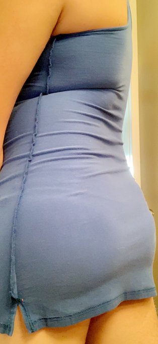 👅👅👅 https://t.co/a9Hb3atD6f