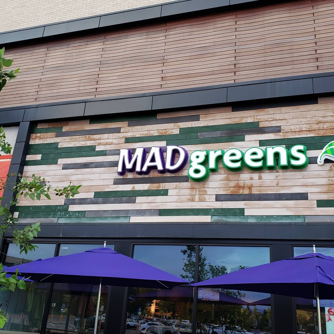 Mad Greens is healthy, delicious, & unique. The staff at the Bowles  Littleton location was friendly, patient, & checked to see if they got my order right.👍
Nice opportunity to hangout outside on the patio under big umbrellas.

 #madgreens #lfthx #organicad @madgreenseatbetter