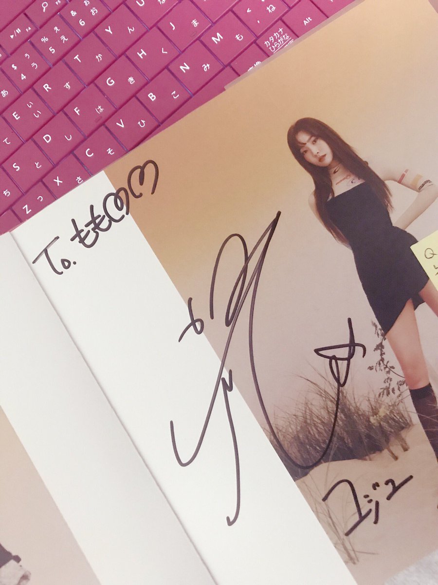 ice_svtgf's tweet photo. 楽し過ぎた😭💞
整番カスで写真は微妙だけどメンバー一人一人対応が本当に良くてソウォンオムジはめっちゃ話しやすかったしシンリン公開イチャつきは見てて楽しいしウナは癒しだしユジュはひたすら尊かった、、推しとツーショの夢も叶った🌴
撮ってくれた方ありがとうございます🙇‍♀️
#GFRIEND #YUJU https://t.co/jTq1v7G3Tk