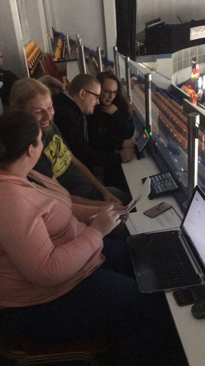 Robbiec45's tweet photo. Pre Season stats test with the team @stormbrewery @Laura_Coleman4 @richtroman @emmaa05. #newsystem #statsgeeks #knowledge @officialEIHL https://t.co/SphNLBcNwW