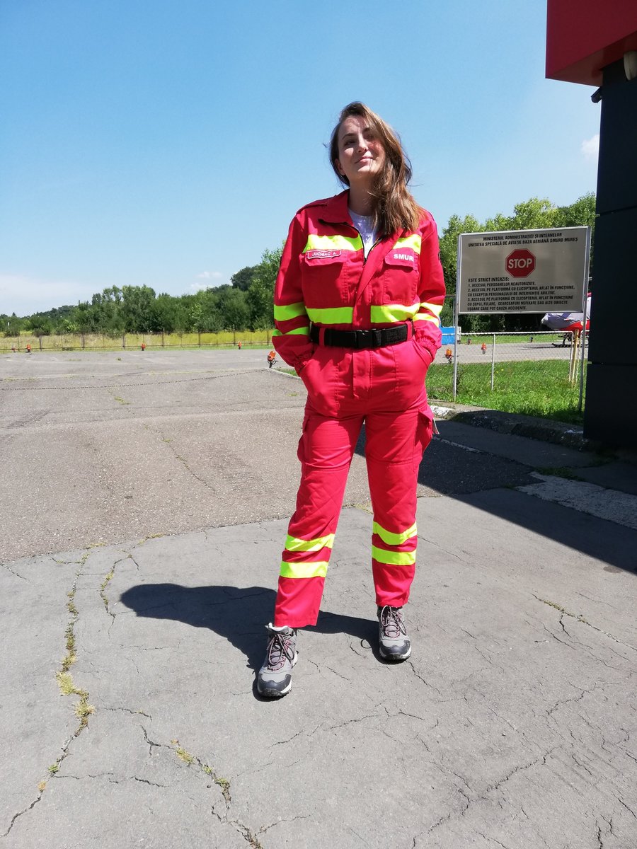 juchiac's tweet photo. I waited for 4 years for these scrubs. 4 years of countinious training. All worth it✌️
#emergencymedicine #EMS #SMURD https://t.co/onXRy85Gfq