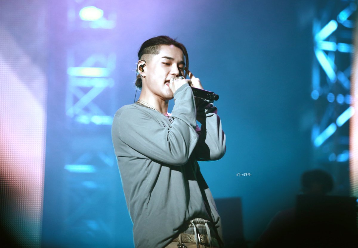 #딘 #dean #팬차콘 #FANXYCHILD_Y
콘서트준비하느라 고생했어😭
이제는 자주보고싶다,,😌