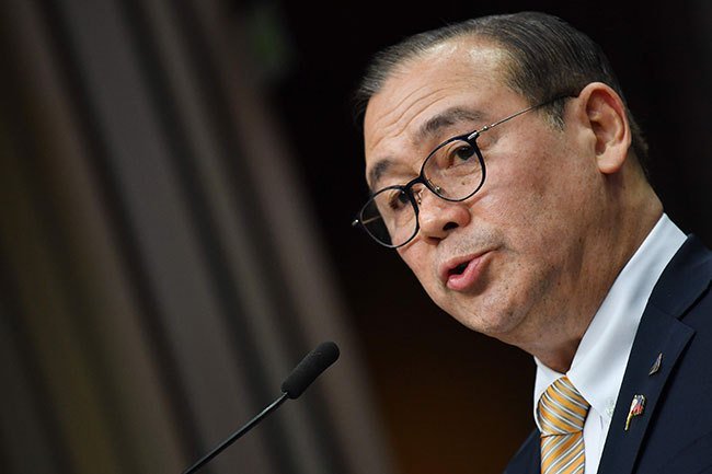 manilainformer's tweet photo. Only China interested in oil deal – Locsin – The Manila Times https://t.co/GsWo4SLGyJ https://t.co/dPrBCibeDg