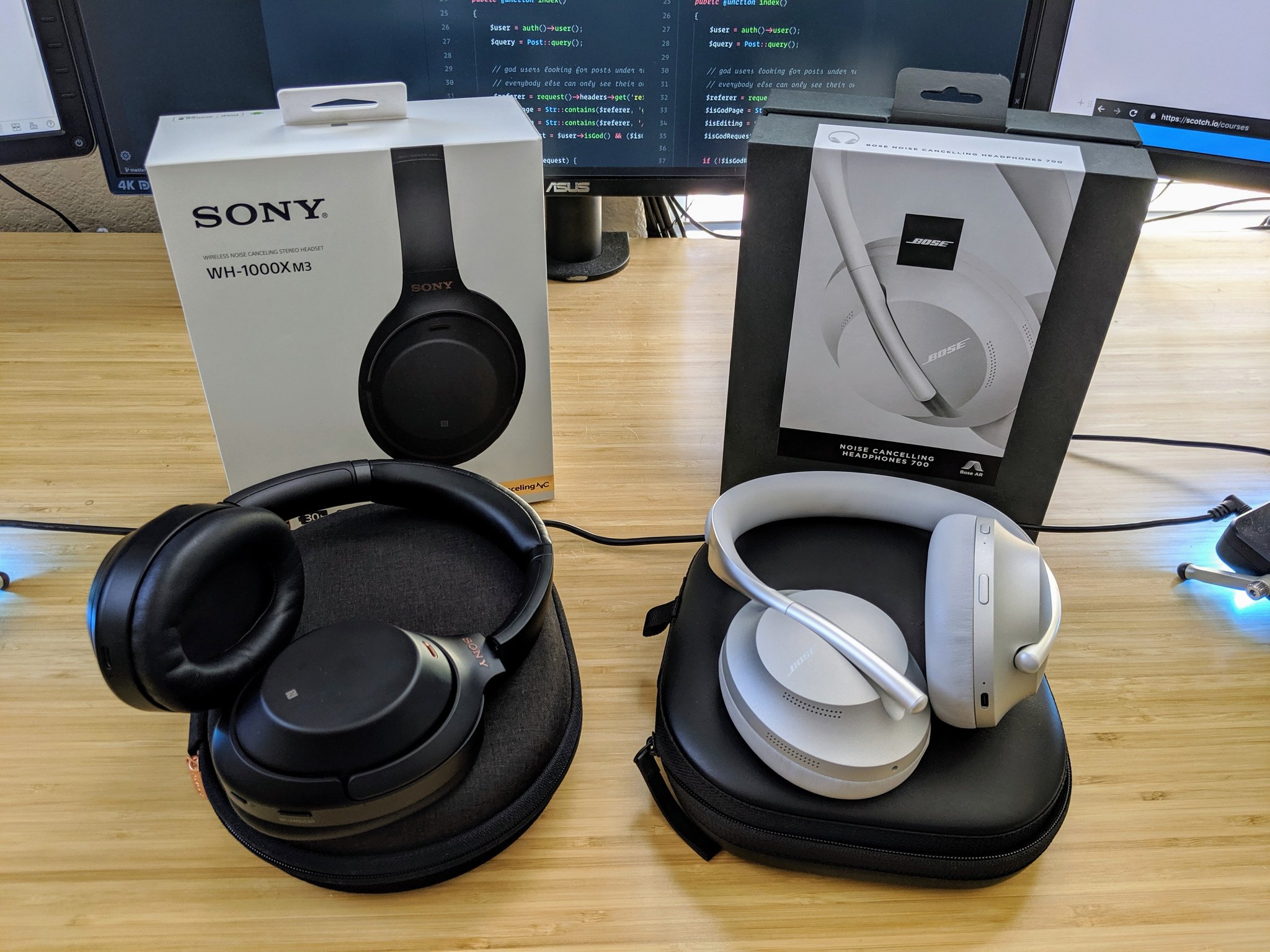 Chris Sev on "Gots both. Sony XM3 vs Bose 700. AMA https://t.co/lQA0wMnfUa"