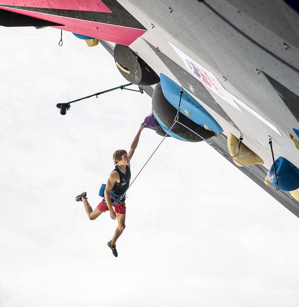 Beta_Climb tweet media