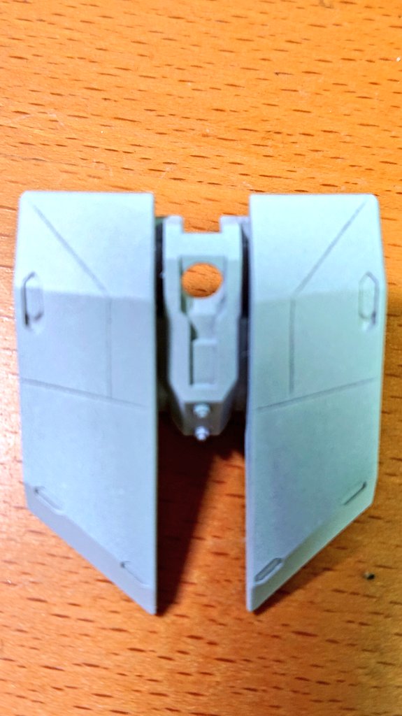 ガンプラ Twitterまとめ 前に作ったメタリックサザビーでやってみた 他 モデラーズ速報