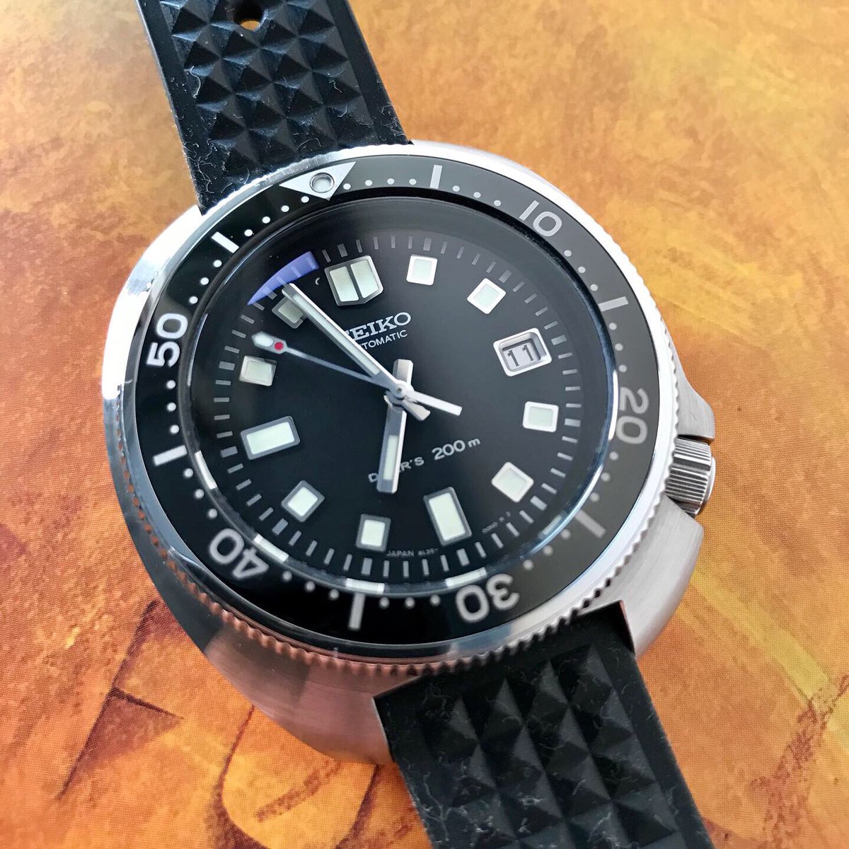 grangeblanche's tweet photo. il y a en effet une période de « rodage » sur les montres mécaniques. Je n’aurais pas cru. Elle est passée de +4 à +2,5 et +1.9 (moyenne sur 7 jours pour cette dernière mesure) #SLA033 #Seiko https://t.co/q9tFpkA3hz