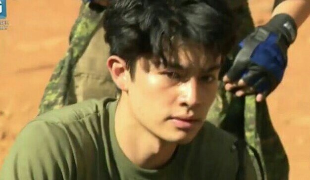 loudre_'s tweet photo. Messy Hair Dore is a must! 

@itsdredesu @louyanong 
#iWantLOUDREatABSCBNBall https://t.co/WFTpZmHGtr
