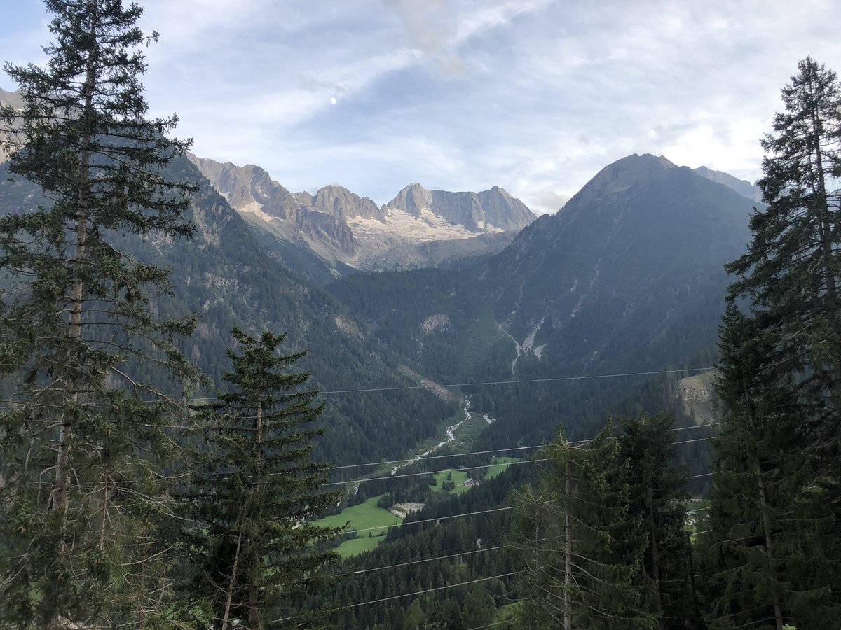 SamsTravelVlog's tweet photo. Purtroppo non sono riuscito a finire il nuovo video! 😰
Però l’altro giorno sono stato in Trentino! 🏞
Avevo fatto un vlog su questi posti bellissimi che vi lascio linkato qui! 🏔
https://t.co/qB7H8DZpWF
Noi ci vediamo settimana prossima! 🎥

#SamsTravelVlog #ValDiSole #Trentino https://t.co/cZsk6VQPvk