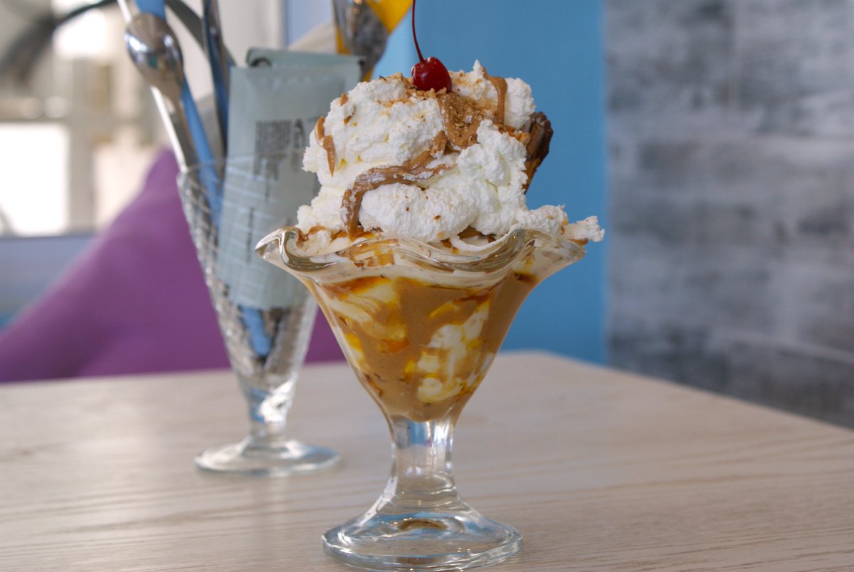 ilovewafflessa's tweet photo. It's Sunday - have a Sundae!
This is our Peanut Butter Sundae - which is your favourite?

#ilovewafflessa #sundae #peanutbutter #waffles #2stores #Quayside #HarbourBay #SimonsTown https://t.co/7abtC4HN8P