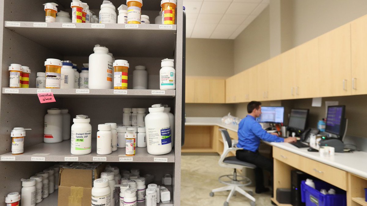 phrmACCESS's tweet photo. USA: Drug shortages forcing hospitals to ration treatments . Analyze article on https://t.co/3Jqs7vP5ep https://t.co/g3iKyg6eYn