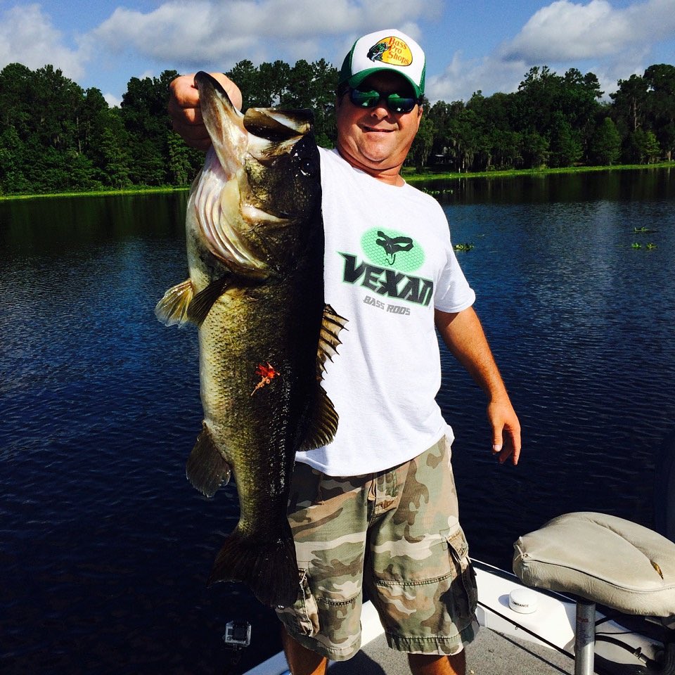 EricHartmann16's tweet photo. 9.7lb Summer Time toad https://t.co/2pKc4viXCe