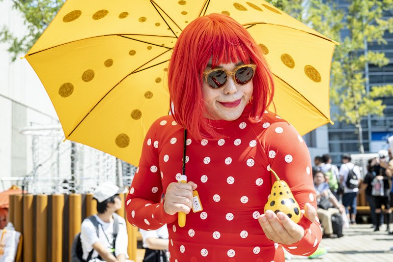 更新中 ZOZOスーツを着た草間彌生さんのコスプレはずるい ずるくない みんな お待たせー ネタからガチまで 夏コミ後半戦を盛り上げたコスプレイヤーさん総力まとめ https t co pGP5U9thai C96コスプレ C96