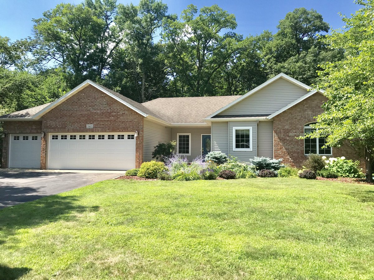 al3xisp's tweet image. Open House Today! 
12-2pm

1062 Elm Circle, Detroit Lakes
MLS 20-26522
4 bed | 3 bath | 3,568 sf
flexmls.com/share/2ZxPt/10…
Realtor® | 218.850.1205 | Counselor Realty of Detroit Lakes
#detroitlakes #detroitlakesmn #openhouse #realestate #realestatedl 
@Counselordl