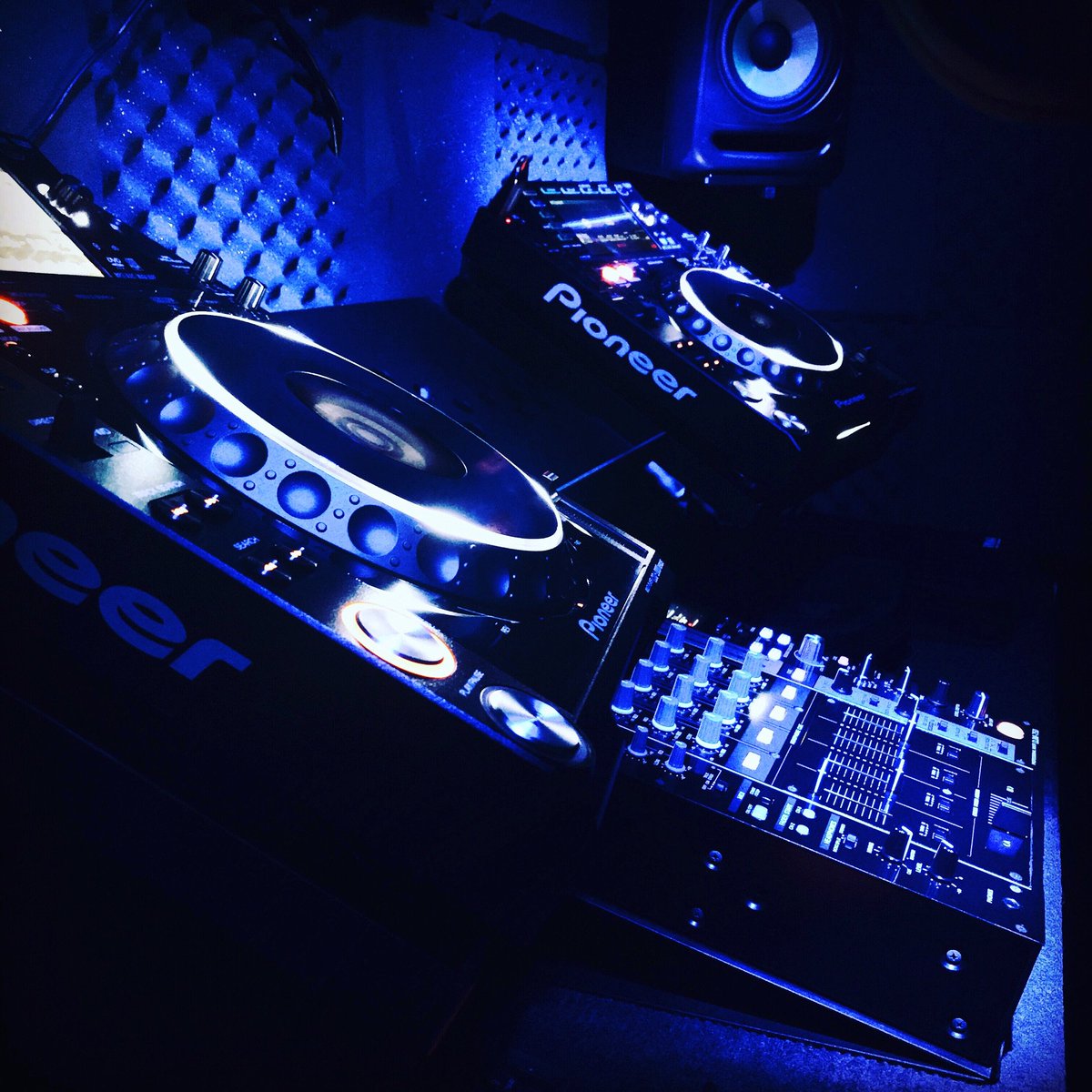 The takeover show tweet media