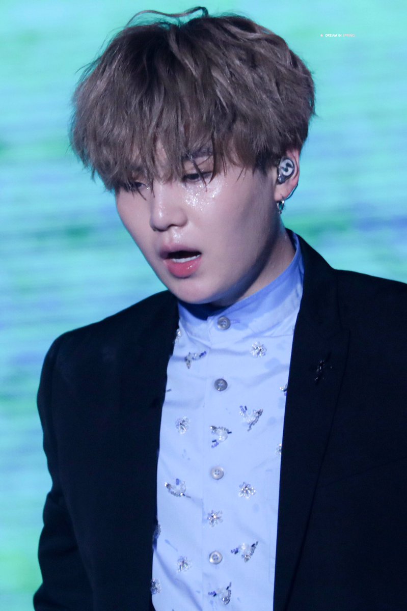 spring030993's tweet photo. 190811 #슈가 #SUGA #BTS 윤기야ㅠㅠ 오늘도 수고했어요!! 푹 쉬세요 💘  @BTS_twt https://t.co/RgJckEdKYP