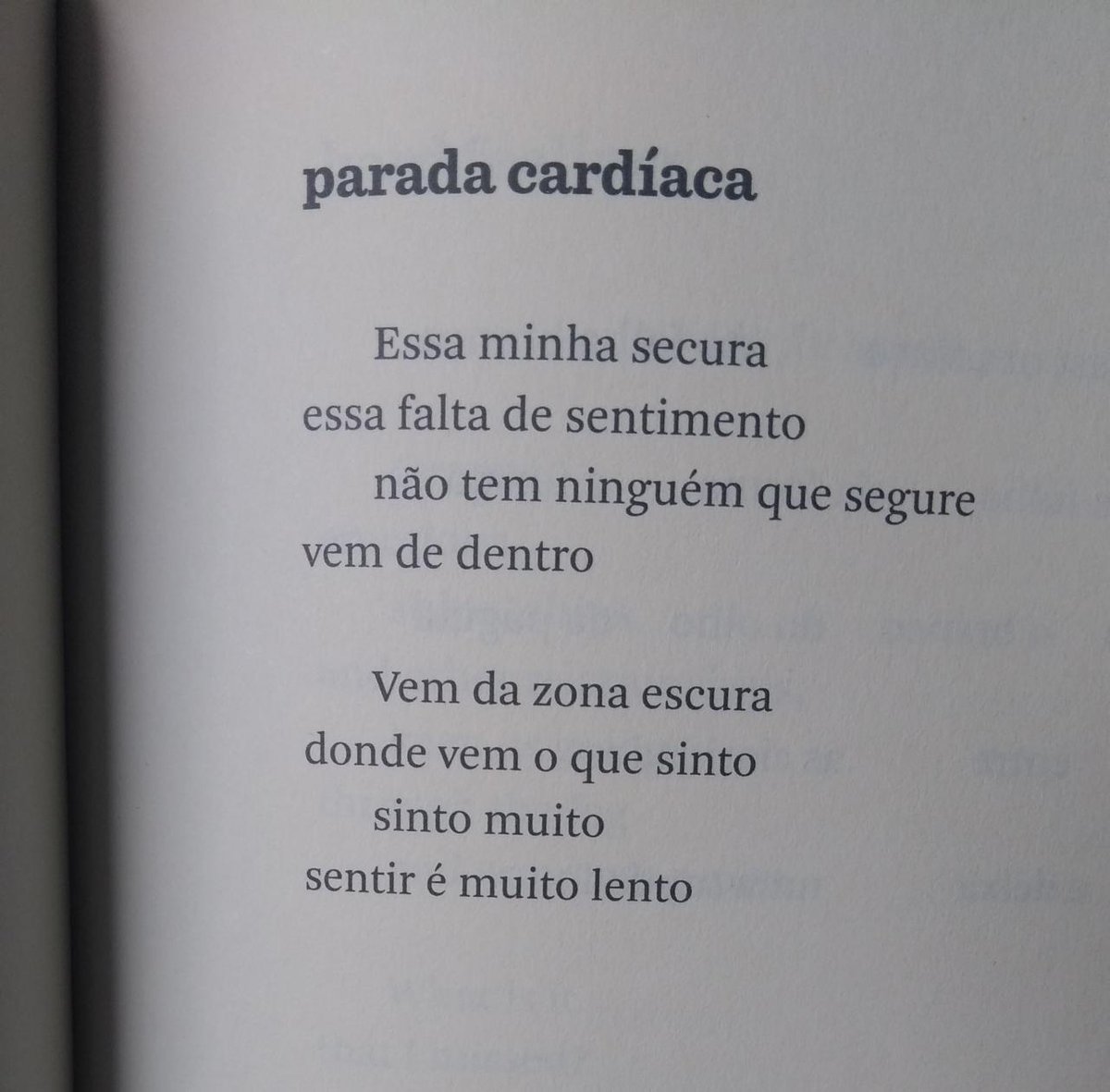 mauvirgulino's tweet photo. Quando você lê Paulo Leminski e lembra de @RENAN_INQUERITO #poesia #leminski #todapoesia #proximaparada #renaninquerito #inquerito https://t.co/sGnY3V83OL