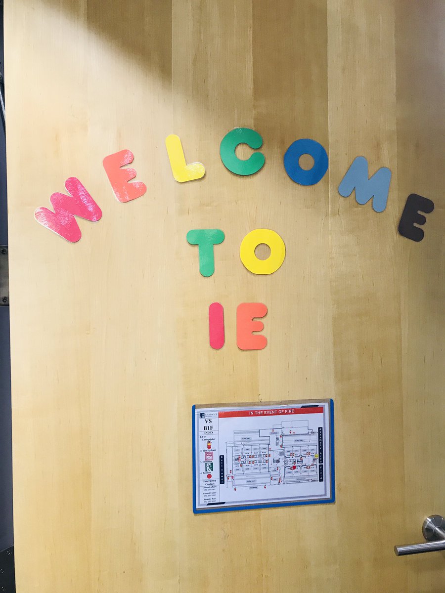 katielaoshi's tweet photo. Excited for the new school year! Ready to cocreate wonderful memories and in this new learning space. #blankcanvas #progressiveeducation https://t.co/t1YR19Thpo