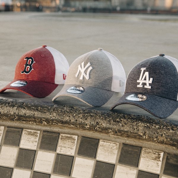 sportsceneSA's tweet photo. New Era takes to the streets with its Home Field Collection that captures the spirit of three major US cities; New York, Boston and Los Angeles. Shop now: https://t.co/AuMdjaOjGv #WeReignAsOne @newera_sa https://t.co/lRinpVOL7U