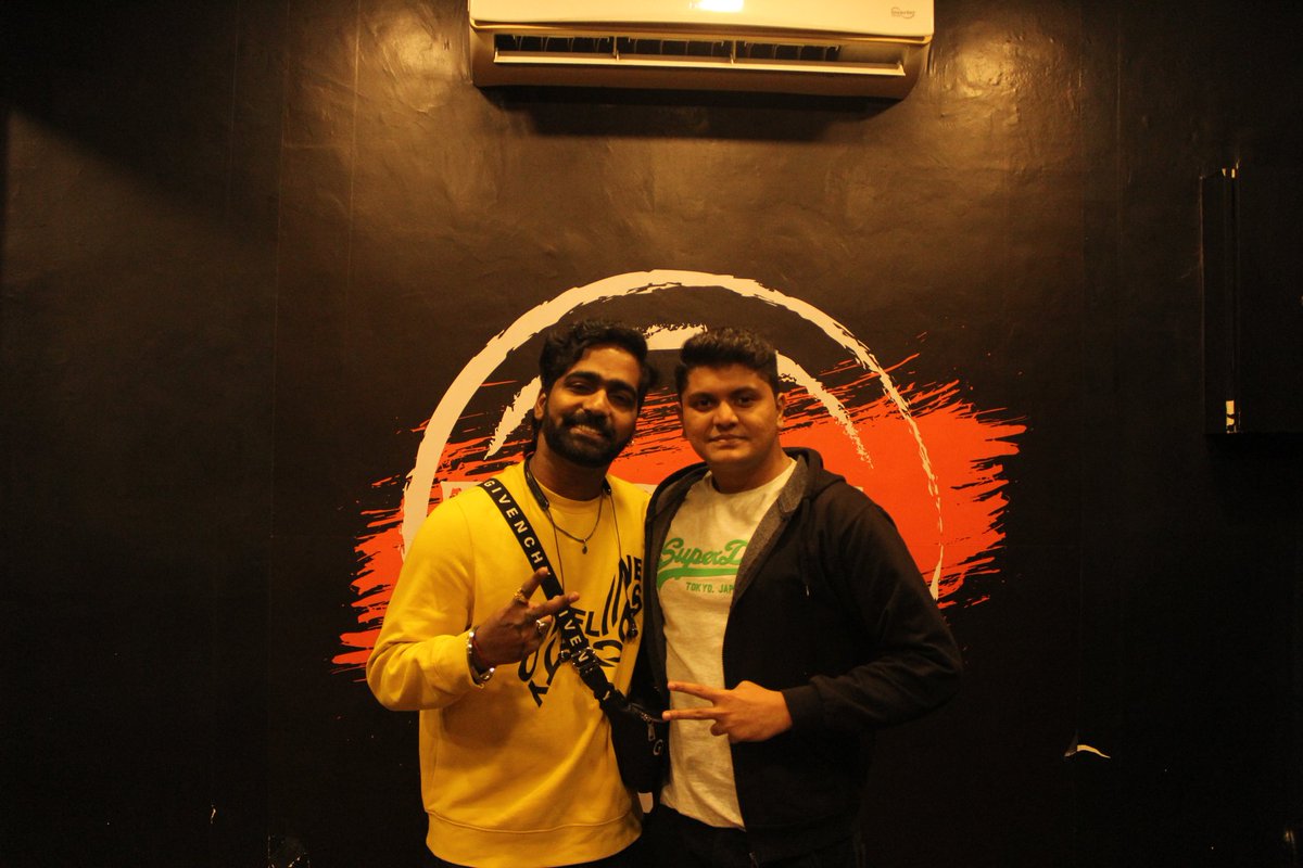 iamkaranbachani's tweet photo. Met vaibhav ghuge (dance choreographer) and completed another episode of #KonnectWithKaran powered by Tigor Fitness.
(Super dancer and Naach baliye ) https://t.co/zNaQQSnr16