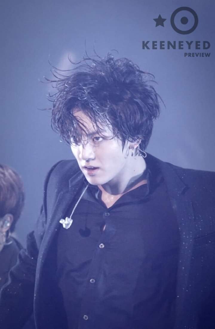 JuviaLeo_twt's tweet photo. ừm hứm
#MTVHottest BTS @BTS_twt https://t.co/AU5rbS9m7t
