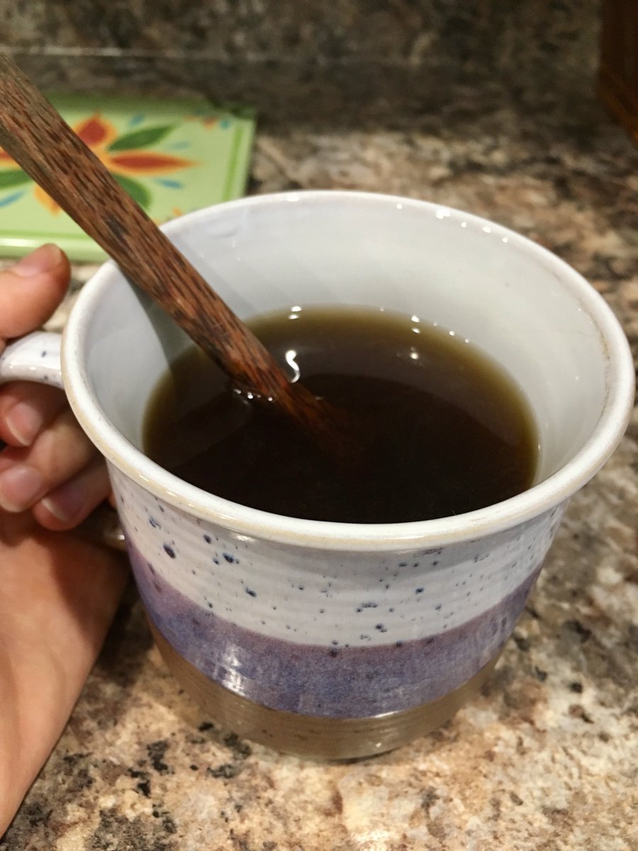 LiveLightHerbs's tweet photo. Reishi is back! This superfood mushroom is known to boost the immune system &amp; inflammatory response, making it a great option for sickness or pain relief. It is also an adaptogen, which means that it could improve stress response &amp; sleep cycles. Buy here: https://t.co/5H1HyN3dow https://t.co/MPd2SlAxSP