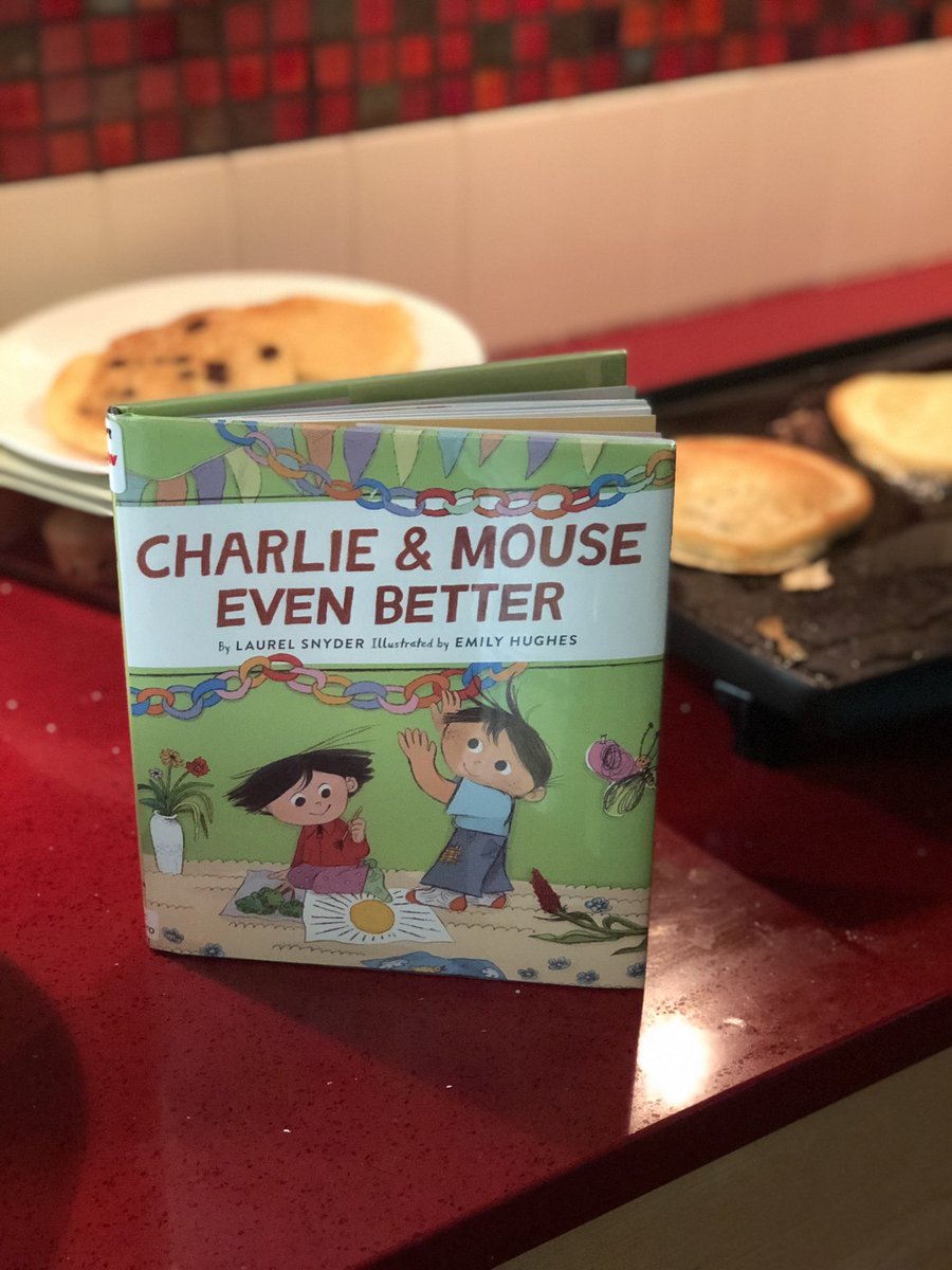 staceybethr's tweet photo. If you haven’t picked up the latest #CharlieAndMouse you need to! I just had to make #pancakes this morning! @LaurelSnyder is one of my faves 💜💜💜 @ChronicleBooks #kidlit #MockGeisel https://t.co/wLrPAWdHMP