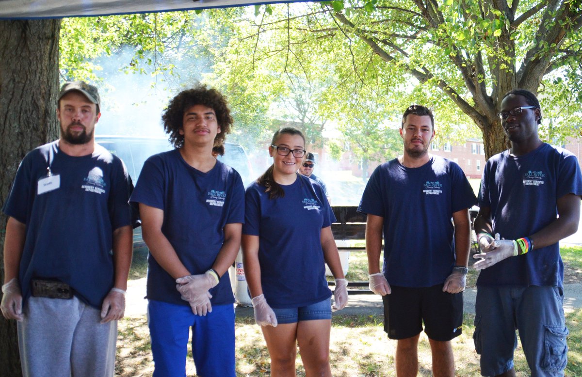 GFRPartners's tweet photo. It was a pleasure to participate in the Sunset Hill Resource Fair on Aug. 9th. Kudos to the Family Youth Services Department of the @fallriver_ma Housing Authority for organizing this great event. And, TY to all the agencies for sharing valuable info. &amp; resources. https://t.co/OFNrlciFRN