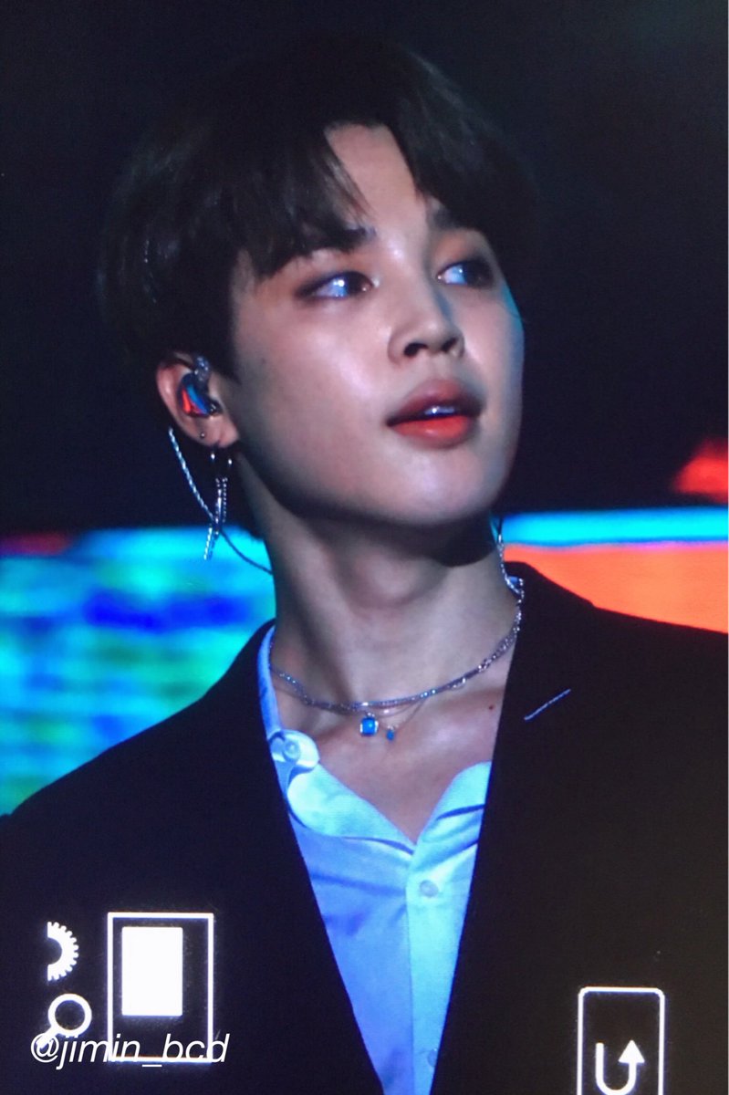 JimINPic95's tweet photo. Omo! He's so lovely 😍❤️
#JiminToday
#JIMIN
#JiminYouarePerfect
#JiminWeMissYou
#JimInNews
#JIMINfaceofKpop https://t.co/0jujkvcyno