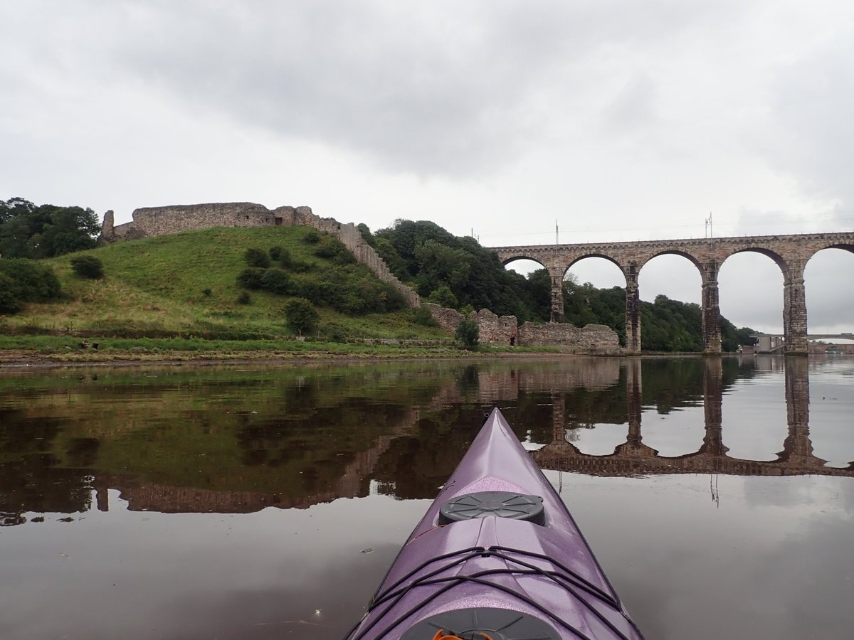 active4seasons's tweet image. Great way to see Berwick upon Tweed - a trip round the estuary by canoe or kayak in this case! #desire4adventure #bariberwick