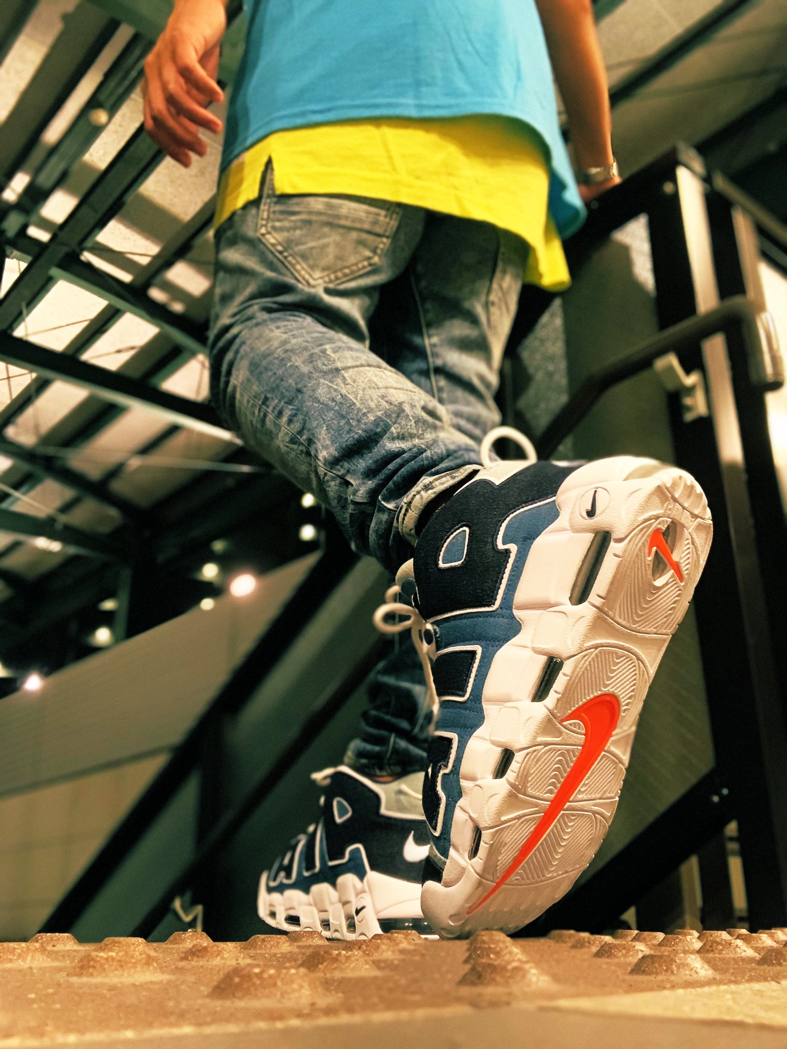 Tacahir8 Dailyz Ar Twitter 早速今日一日モアテン 履きました Nike Nikeairmoreuptempo Airmoreuptempo モアテン ストリート系ファッション スニーカースタイル スニーカーコーデ Tacahir8 Dailyz Ar Twitter 早速今日一日モアテン 履きました Nike Nikeairmoreuptempo Airmoreuptempo モアテン ストリート系ファッション スニーカースタイル スニーカーコーデ