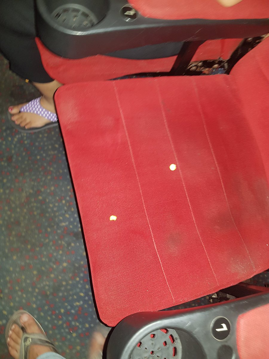 anshubathla's tweet photo. @INOXSupport August 11th, 2019;
Inox Rohtak; Jabariya Jodi 1900hrs; See the cleanliness. @INOXMovies https://t.co/uIp9hTfJVn