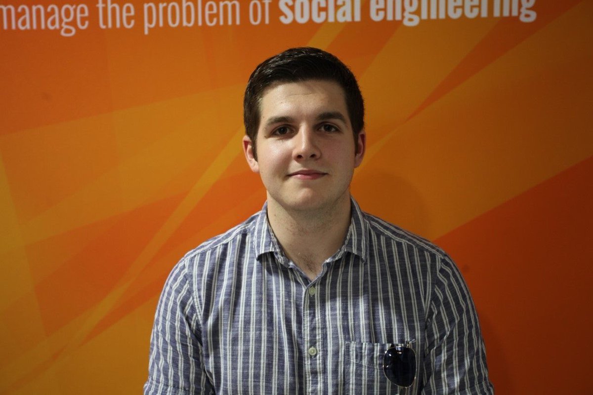 HUB_Soc's tweet photo. I'm Tom, and after a great first year of HUBSoc and a year abroad, I am excited to be back as your Academic Officer! 

As Academic Officer I will be organising guest speakers and fostering an academic community for business students and those interested in Business. https://t.co/Wl7B7h7xuv