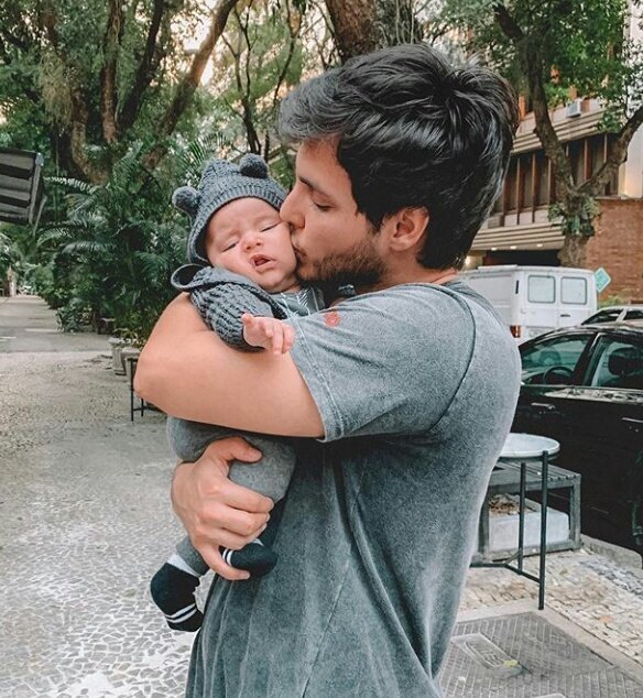 goalsbruno's tweet photo. feliz dia dos pais para o papai mais incrível que o zion poderia ter, te amo demais ❤ https://t.co/yoAZm9qh4n