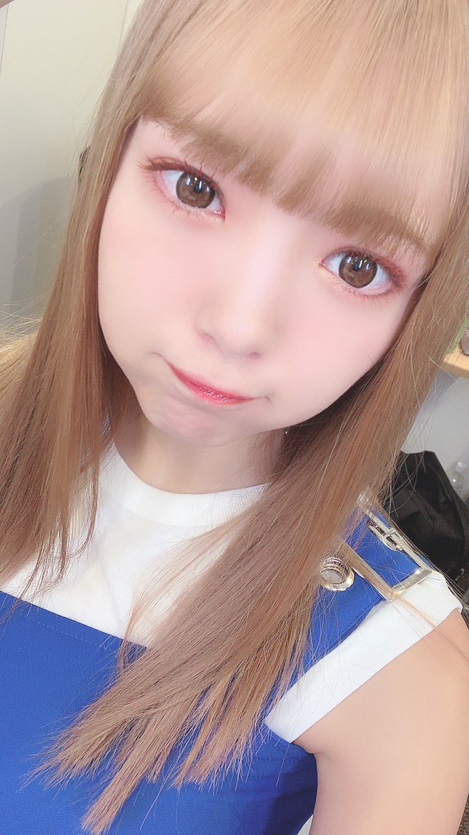0220nicole's tweet photo. わたしはまだお仕事や。 https://t.co/U7JUpuCRit