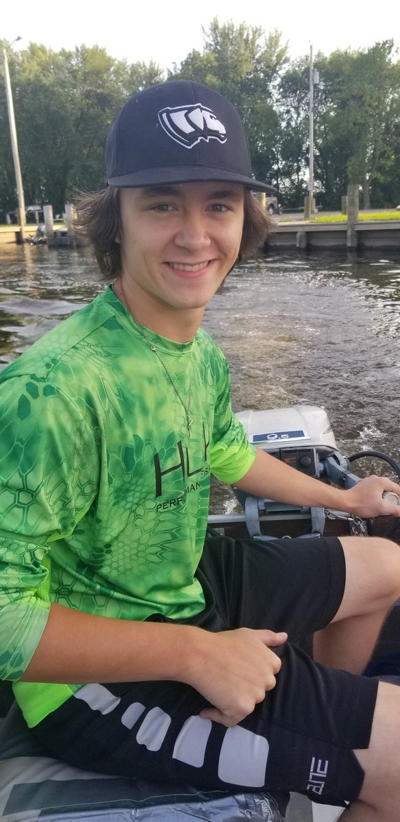 prdanielsen's tweet photo. Humble dad and amazing son.  Fun time on the water with you, buddy, and great time under the stars.  Very proud of you, no reason needed.  #HBST https://t.co/F80Gnf7ZsT
