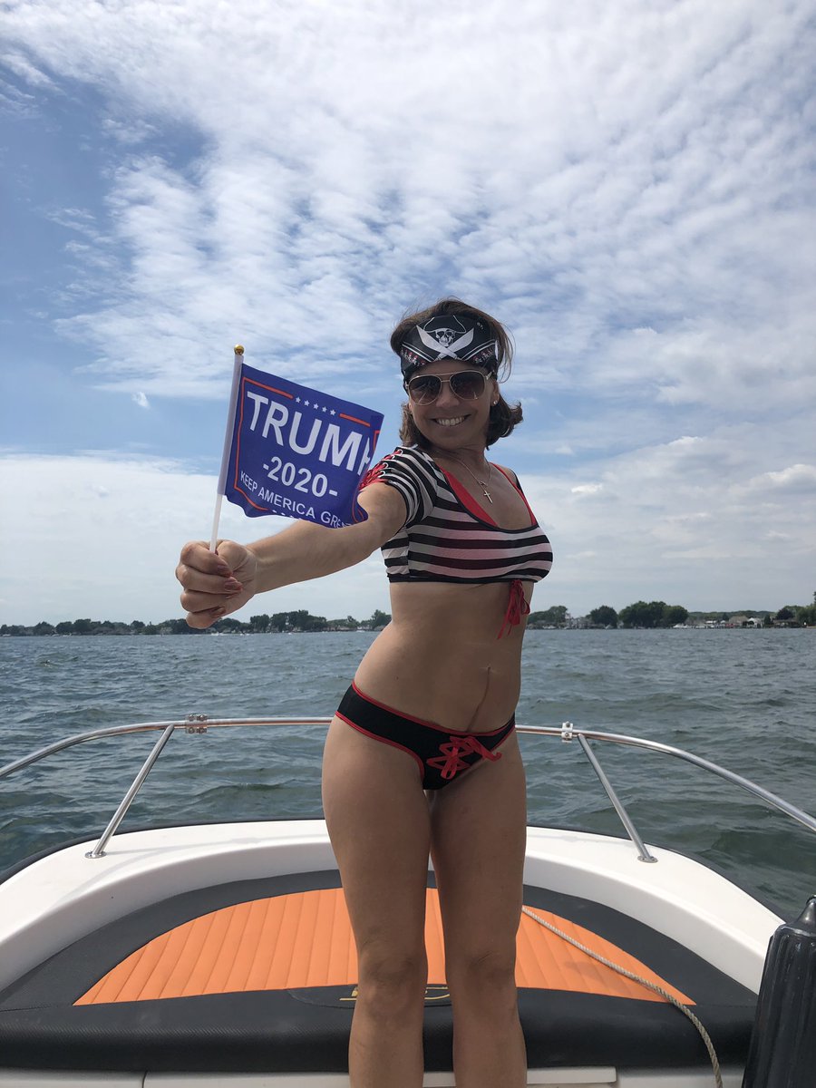 Sutterzzz2's tweet photo. @realDonaldTrump  pirates for #Trump https://t.co/JoYO2nADKE