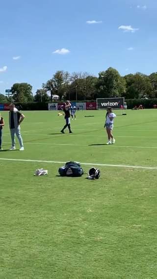 Zach and Julie Ertz play catch at Training Camp philadelphiainformer.com/187430/zach-an…
