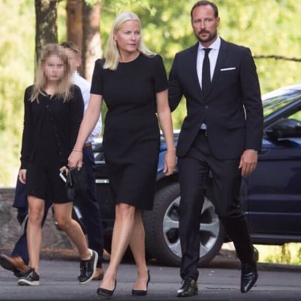 Louise G Crown Prince Haakon And Crown Princess Mette Marit Attended The Funeral Of Nicolai Roan T Co Fwxlyewaa2 T Co U94rerizfl T Co Wto1kujx62