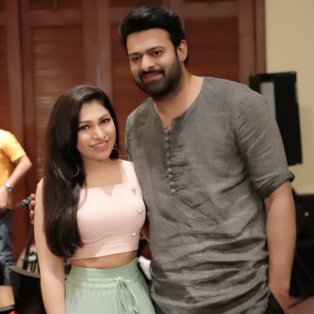 TulsikumarTK's tweet photo. With the very awesome #Prabhas &amp; @ShraddhaKapoor
Our song #EnniSoni, both Hindi and Telugu version, leaving a mark and touching everyone's heart worldwide❤ 🌍
Glad to know this one’s your fav song in the album @ShraddhaKapoor 🤗

@TSeries @GuruOfficial @SaahoOfficial #TuksiKumar https://t.co/uLrLvggdXh