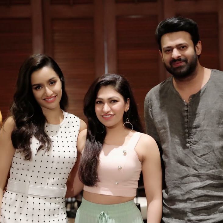TulsikumarTK's tweet photo. With the very awesome #Prabhas &amp; @ShraddhaKapoor
Our song #EnniSoni, both Hindi and Telugu version, leaving a mark and touching everyone's heart worldwide❤ 🌍
Glad to know this one’s your fav song in the album @ShraddhaKapoor 🤗

@TSeries @GuruOfficial @SaahoOfficial #TuksiKumar https://t.co/uLrLvggdXh