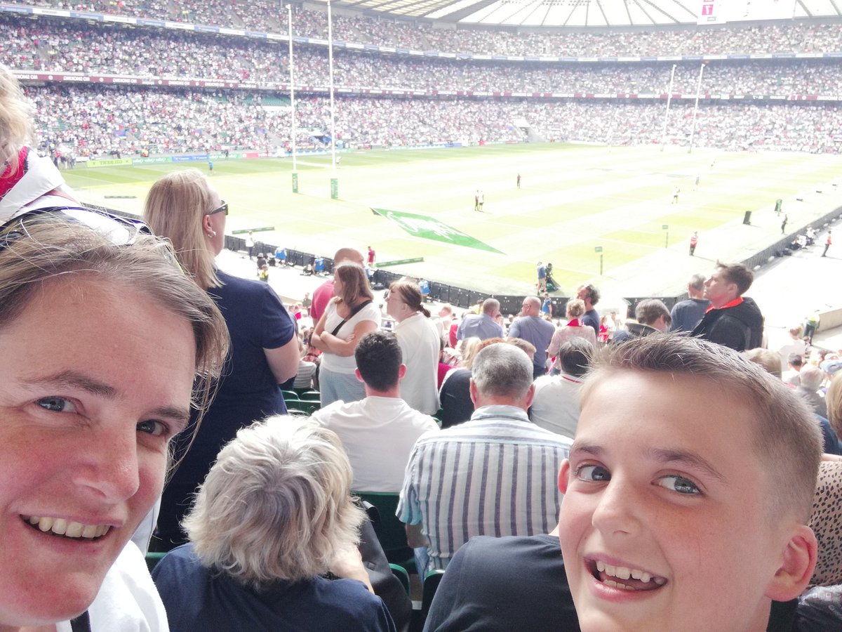 fionaclaybrook's tweet photo. #carrythemhome https://t.co/9MdpoD0V4W