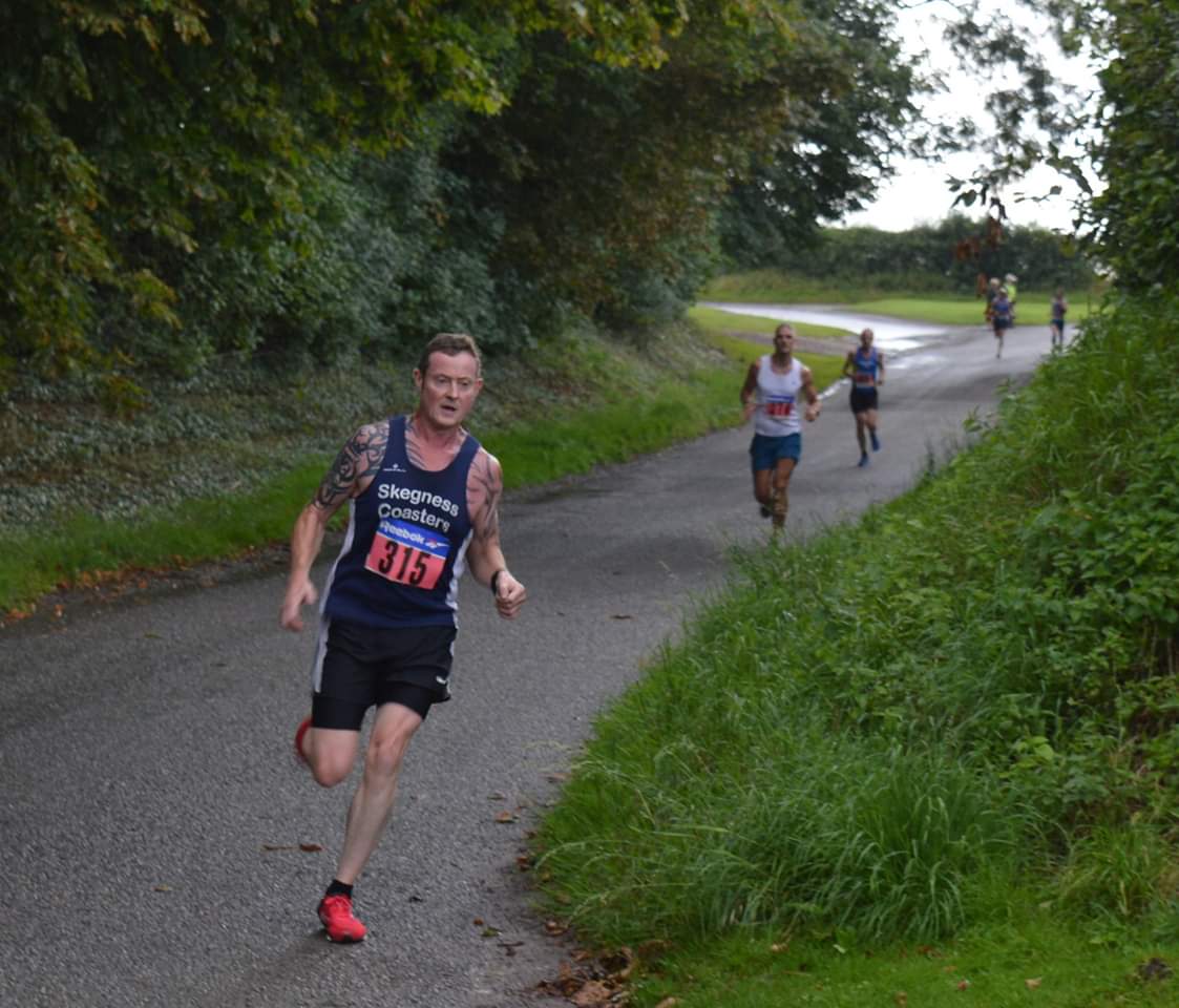 SkegCoasters's tweet photo. Skegness Coasters' James M enjoying the Croxby Crawl. Well done on placing 8th.
#running #run #runningclub #SkegnessCoasters #Lincolnshire #Summerseries https://t.co/MrK1GP3Bn0