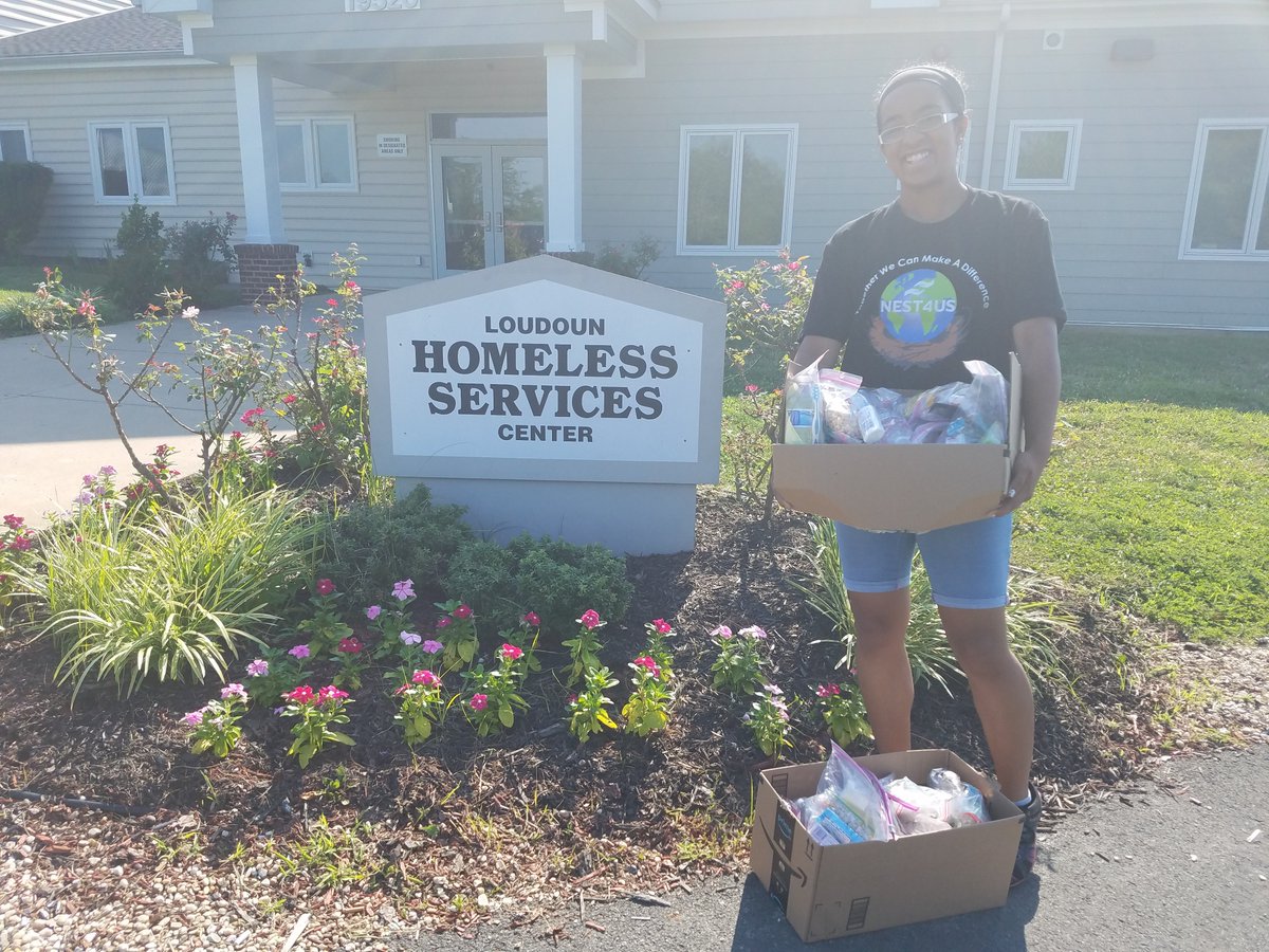 joinnest4's tweet photo. Practicing kindness gives you confidence and confidence create more kindness! Feeling thankful to drop off over 750 blessing bags to our friends who are homeless at shelters in Virginia. A little kindness goes a long way❤️ #GivingToThoseInNeed #BagsOfLove #PlannedActsOfKindness https://t.co/q5pjGQnV8n