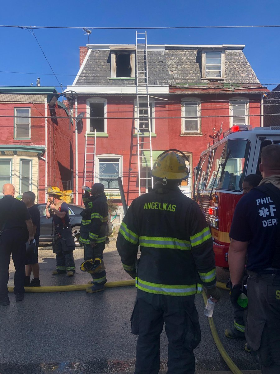 PHILASACHIEF's tweet photo. 2nd Alarmers at 200 W Coulter St providing rehab support at this under control dwelling fire.@PhillyFireDept https://t.co/amgNBY5Kil
