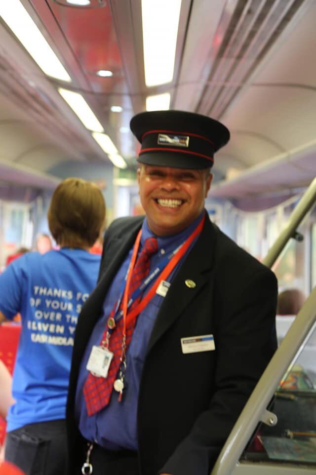 Tra1ningmanager's tweet image. Was proud to be one of the Train Managers volunteering to work on the 11 Years of East Midlands Trains staff and invited guests charter train 🚆 #trainmanager #trainguard @EMTrains