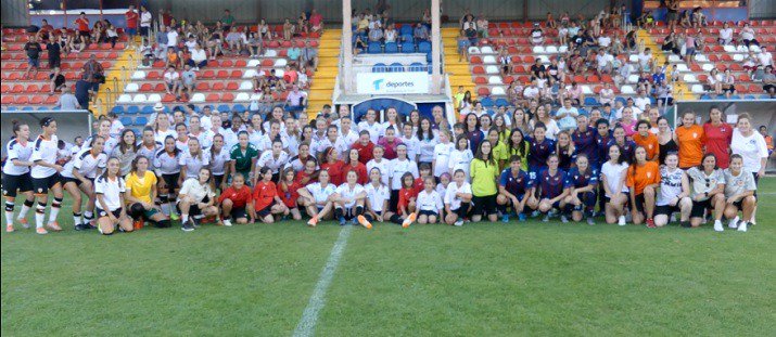 Un éxito el I Torneo de fútbol femenino “Andrea Esteban”(Video) - ecodeteruel.tv/un-exito-el-i-…