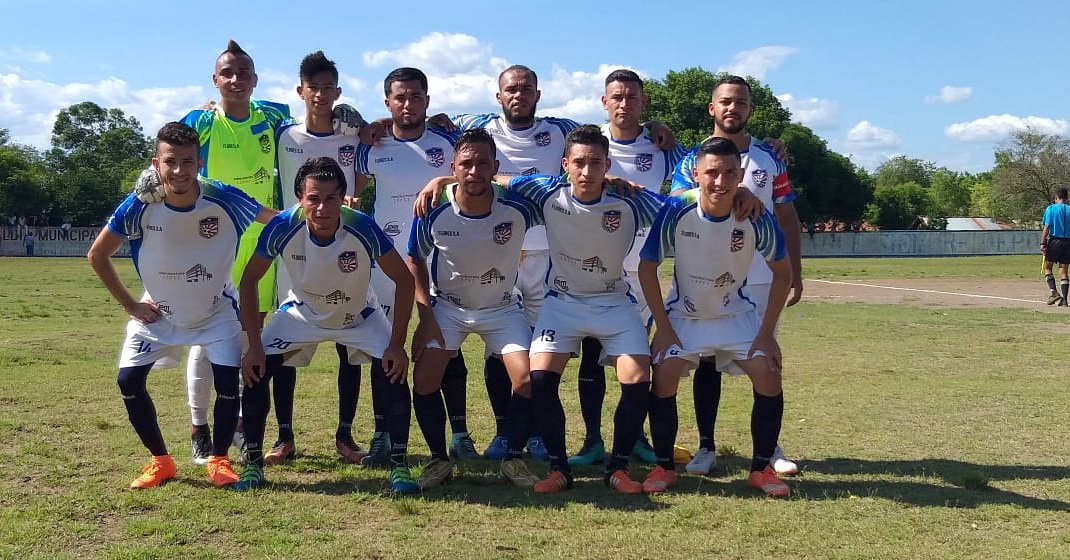 avila241198's tweet photo. #MetroStar❤💪⚽️ https://t.co/CoCHgZwKWC